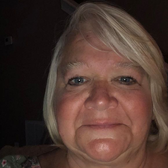 Meet your Posher, Roxanne - Picture 1 of 1